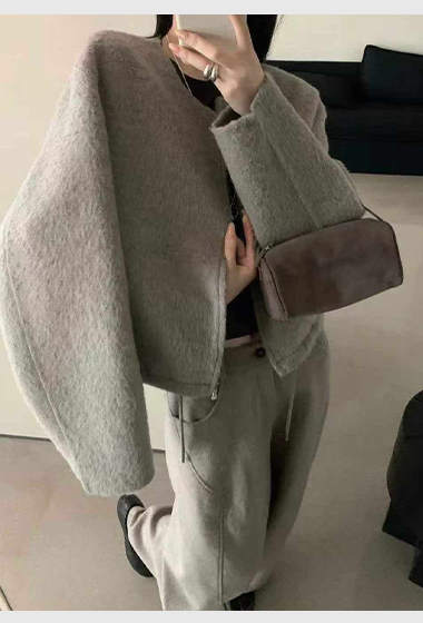 B105.可可家法式甜美蓬袖短外套