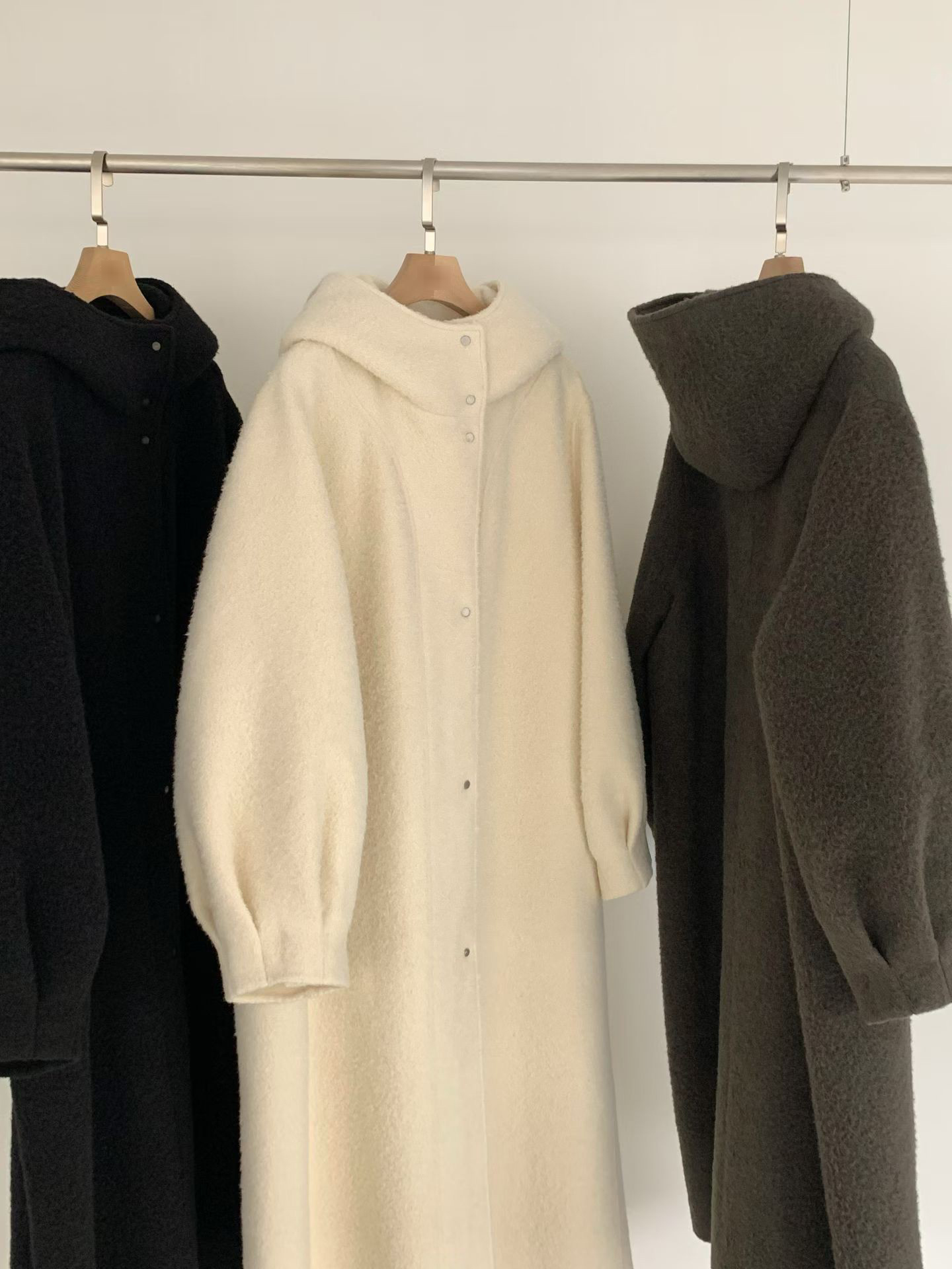 B15.冬日花苞袖BABY駝羊毛長大衣