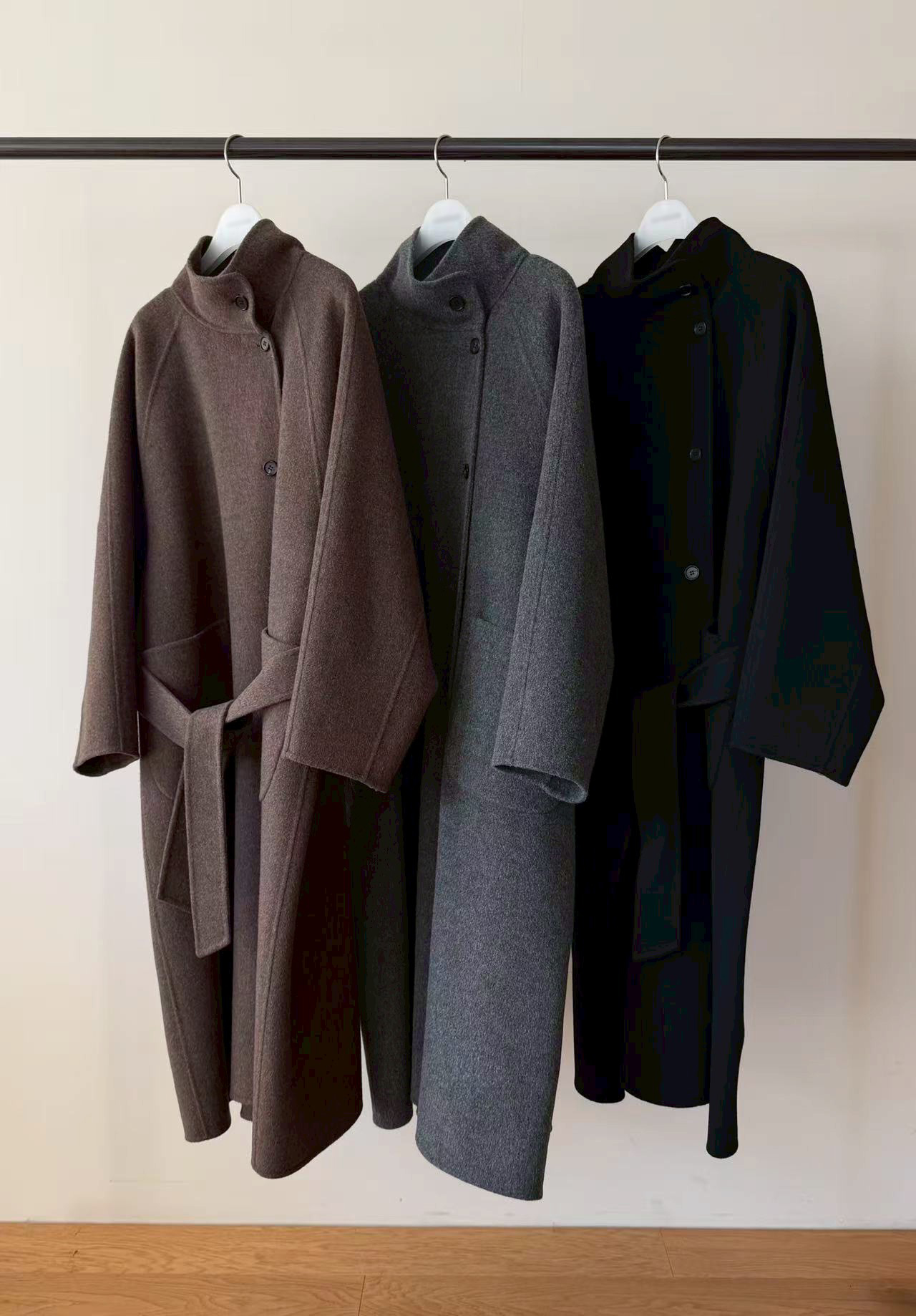 B57.瘦瘦歐膩氣質立領長版手工大衣