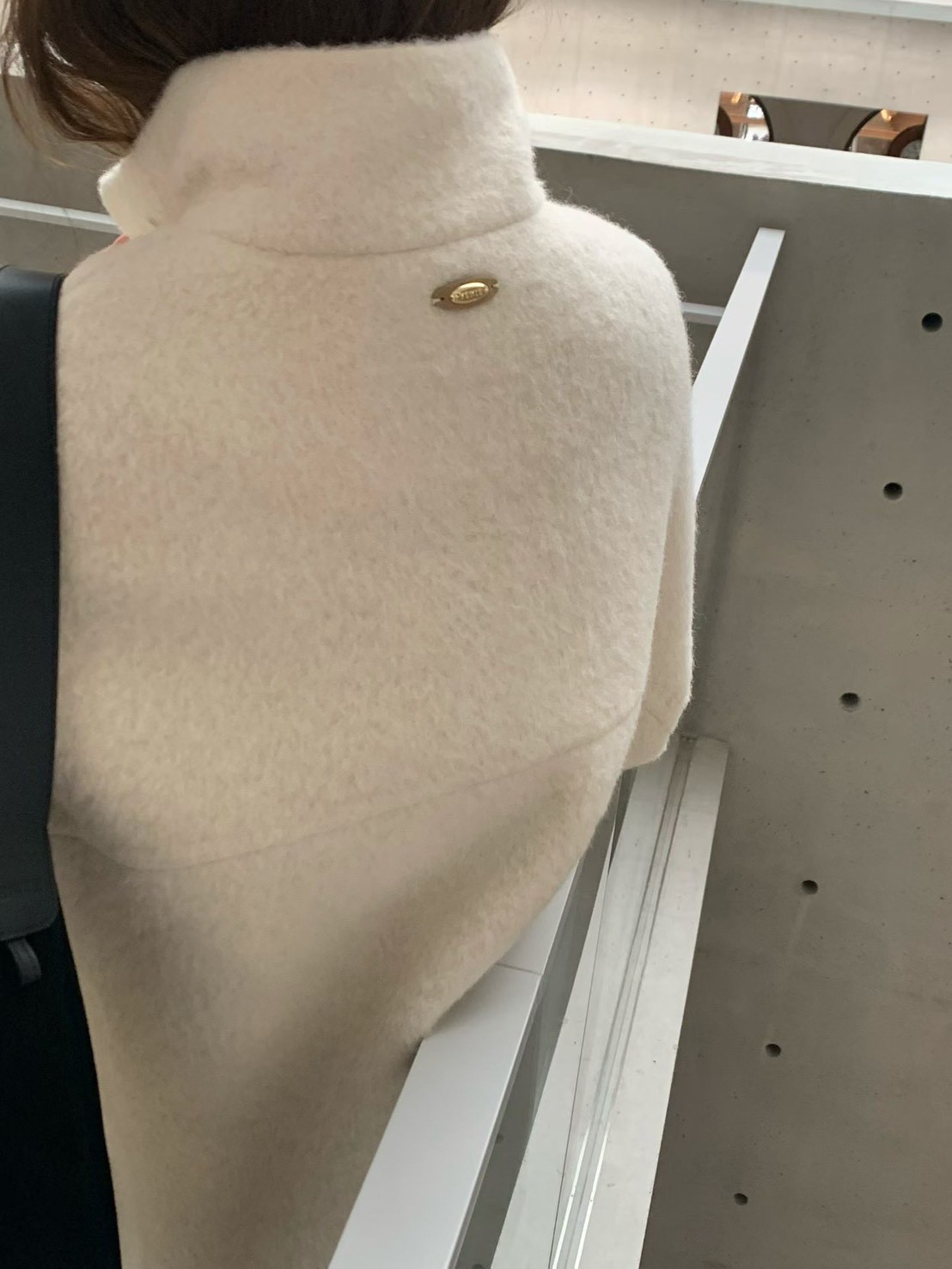 A85.立領BABY駝羊毛下擺圓弧手工大衣