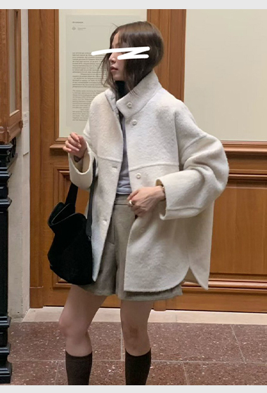 A85.立領BABY駝羊毛下擺圓弧手工大衣