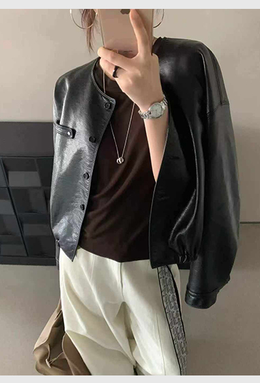 A118.可可家時髦必備紋路皮外套