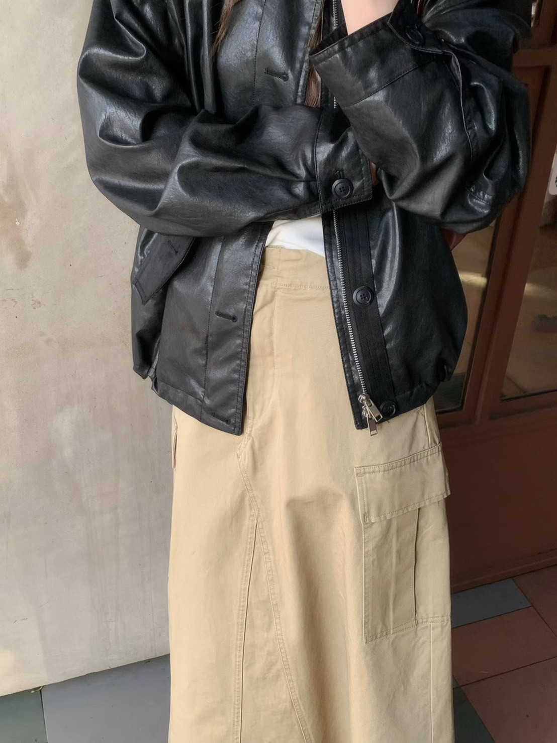 A66.率性落肩皮衣外套