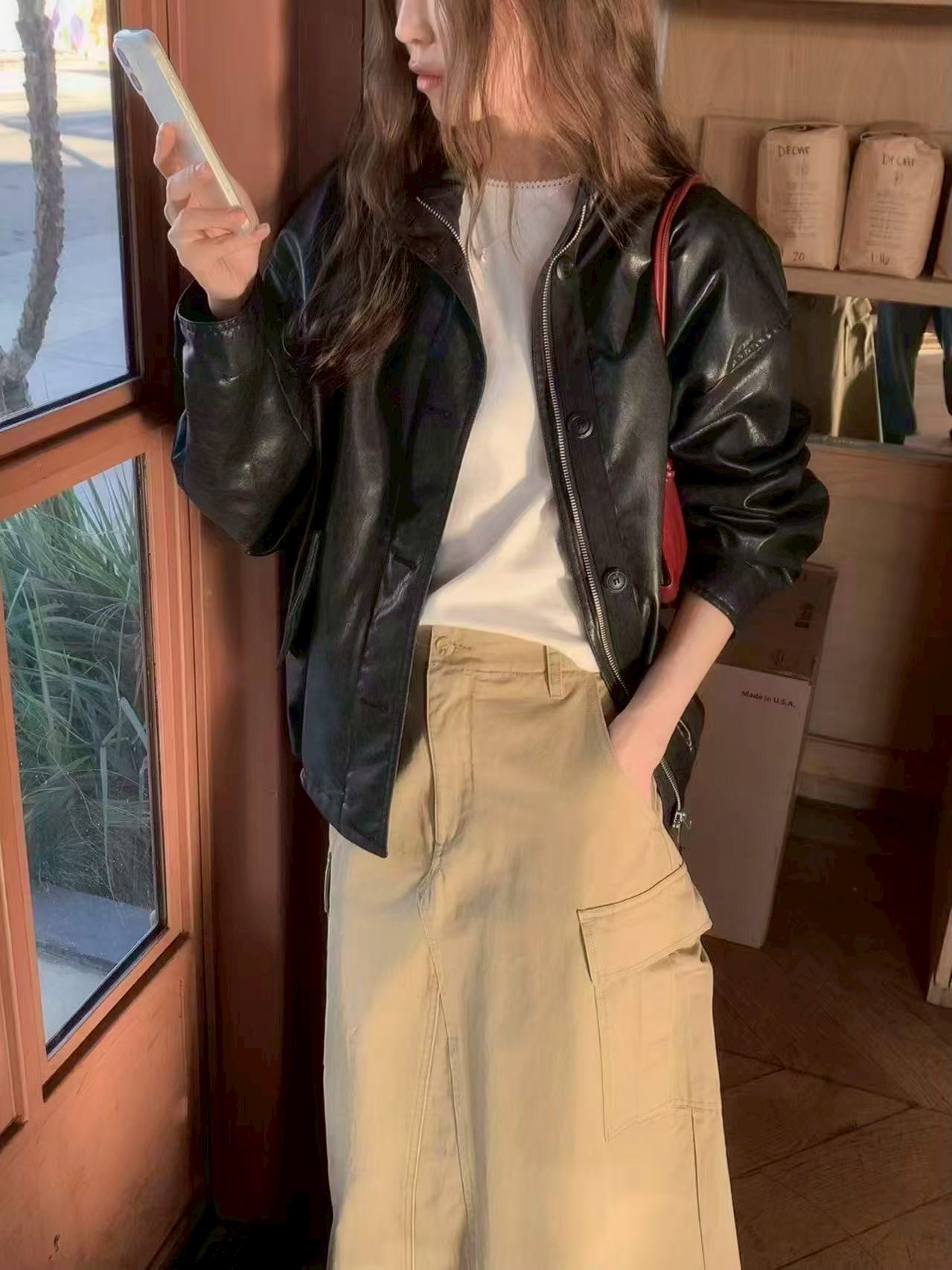 A66.率性落肩皮衣外套