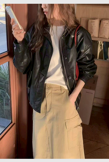 A66.率性落肩皮衣外套
