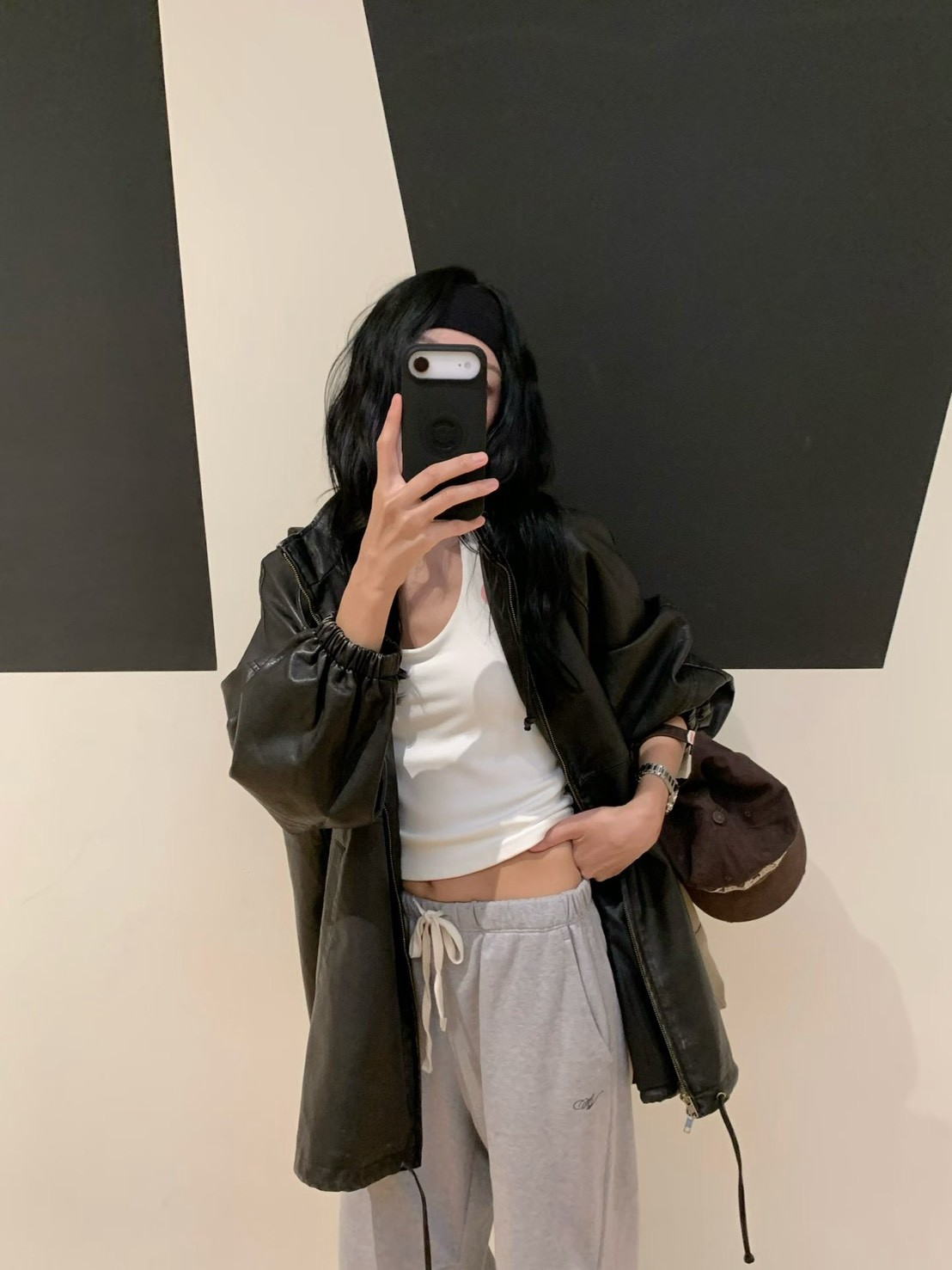 B72.小V家簡約女孩連帽皮外套