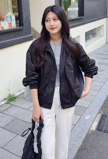 B92.高級霧感短風衣外套