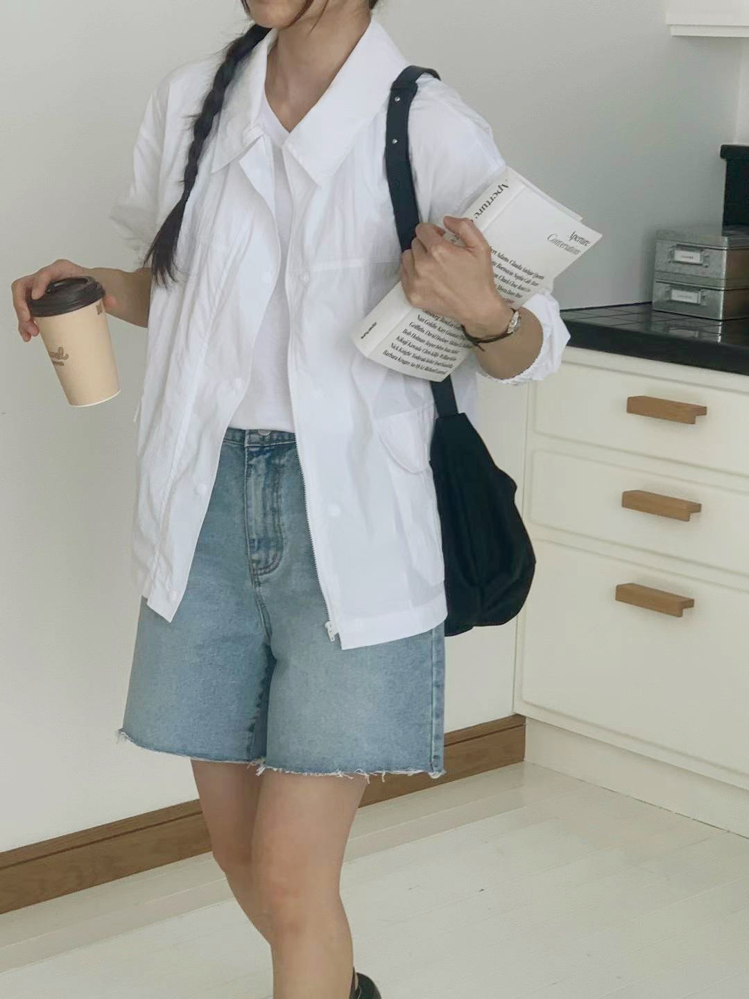 A52.小臉歐膩雙口袋翻領尼龍外套