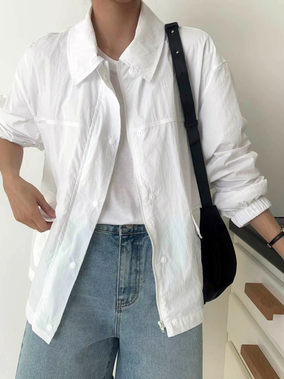 A52.小臉歐膩雙口袋翻領尼龍外套
