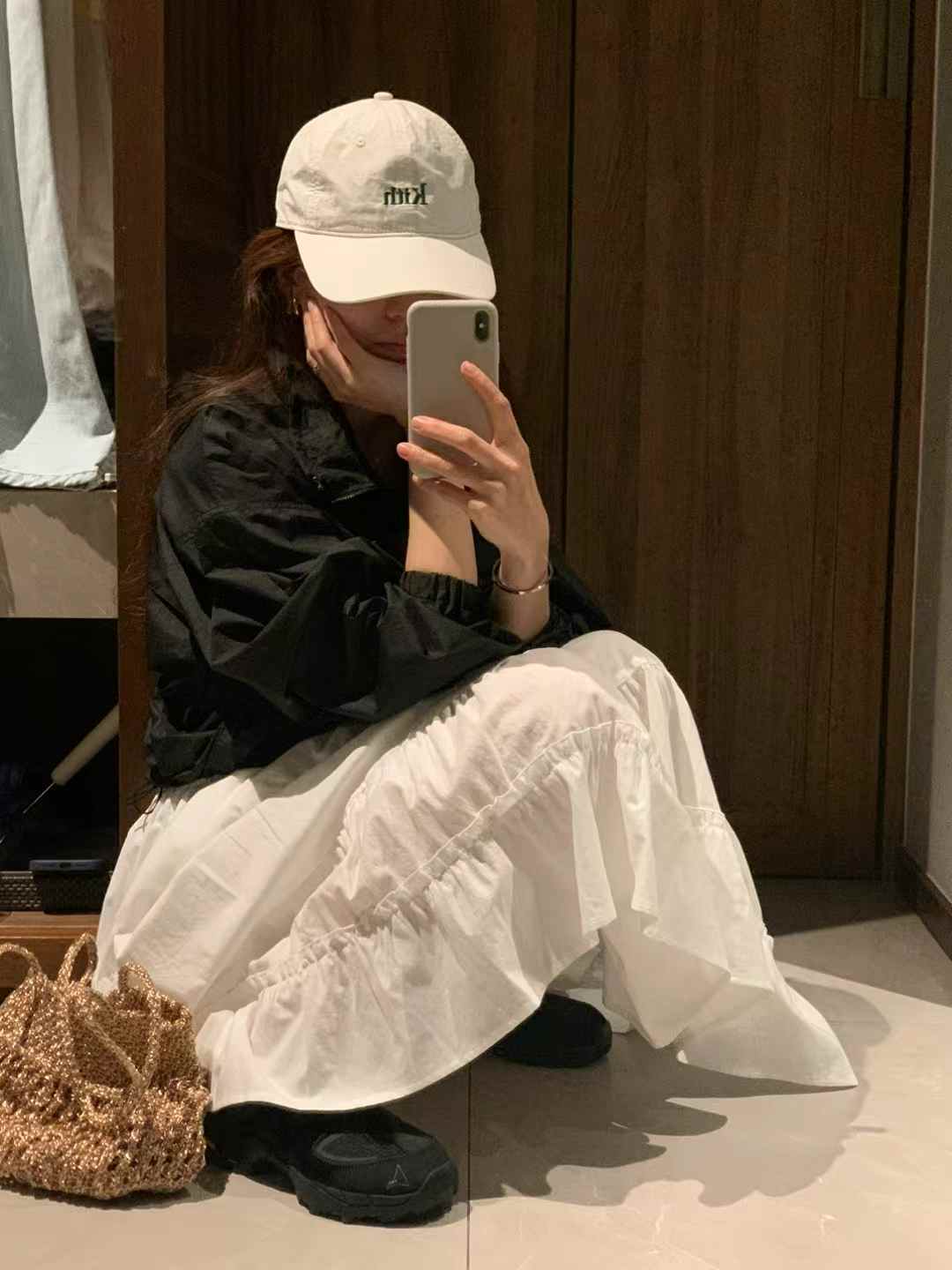 A112.顏值家立領落肩拉鍊尼龍外套