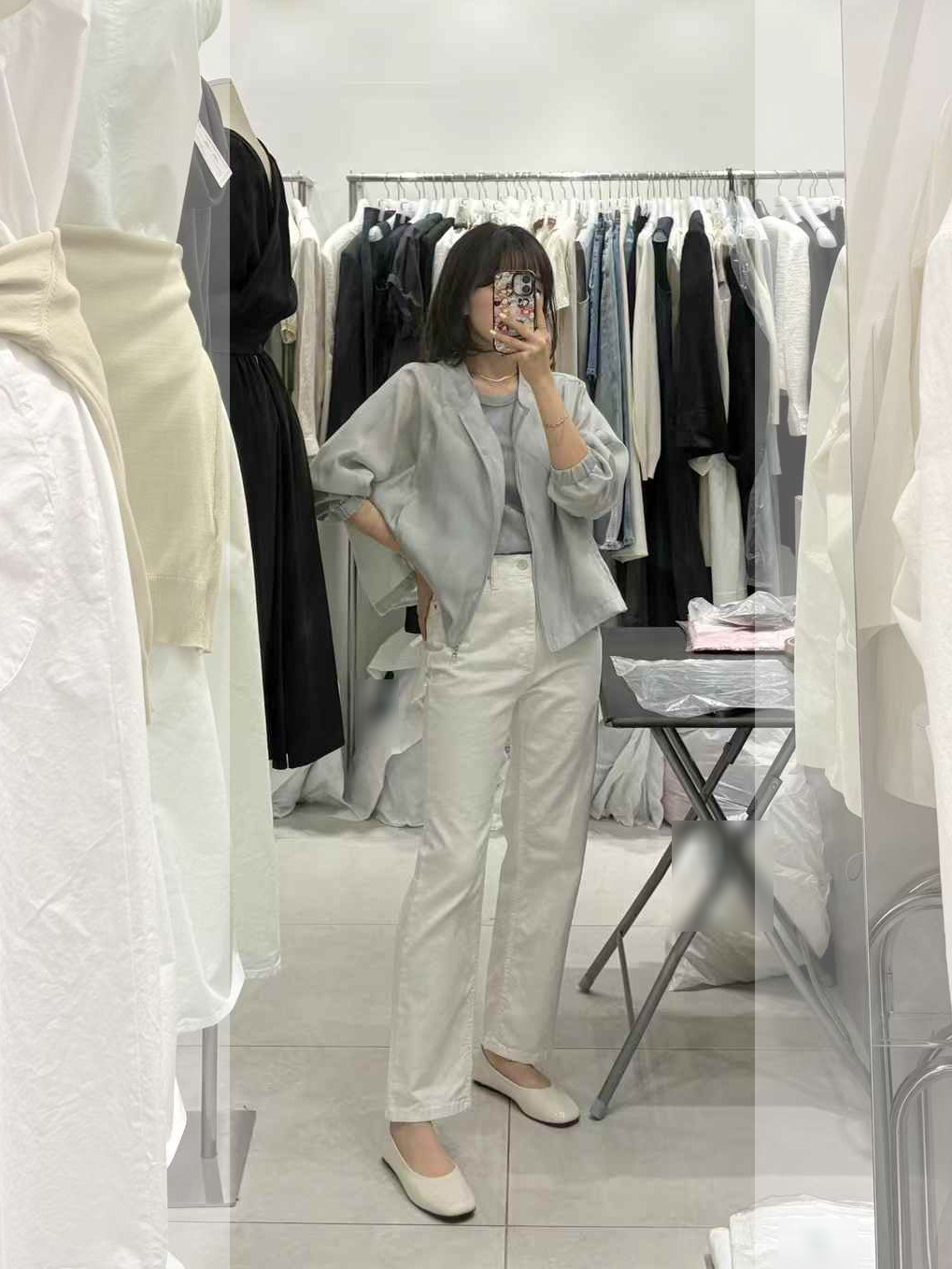 A95.質感家拉鍊圓領天絲外套