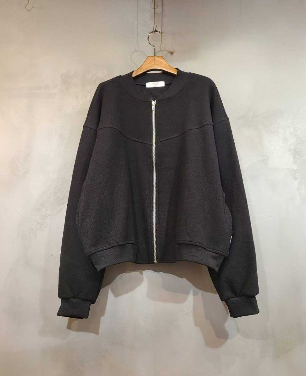 A12.棒球領剪接特色拉鍊外套