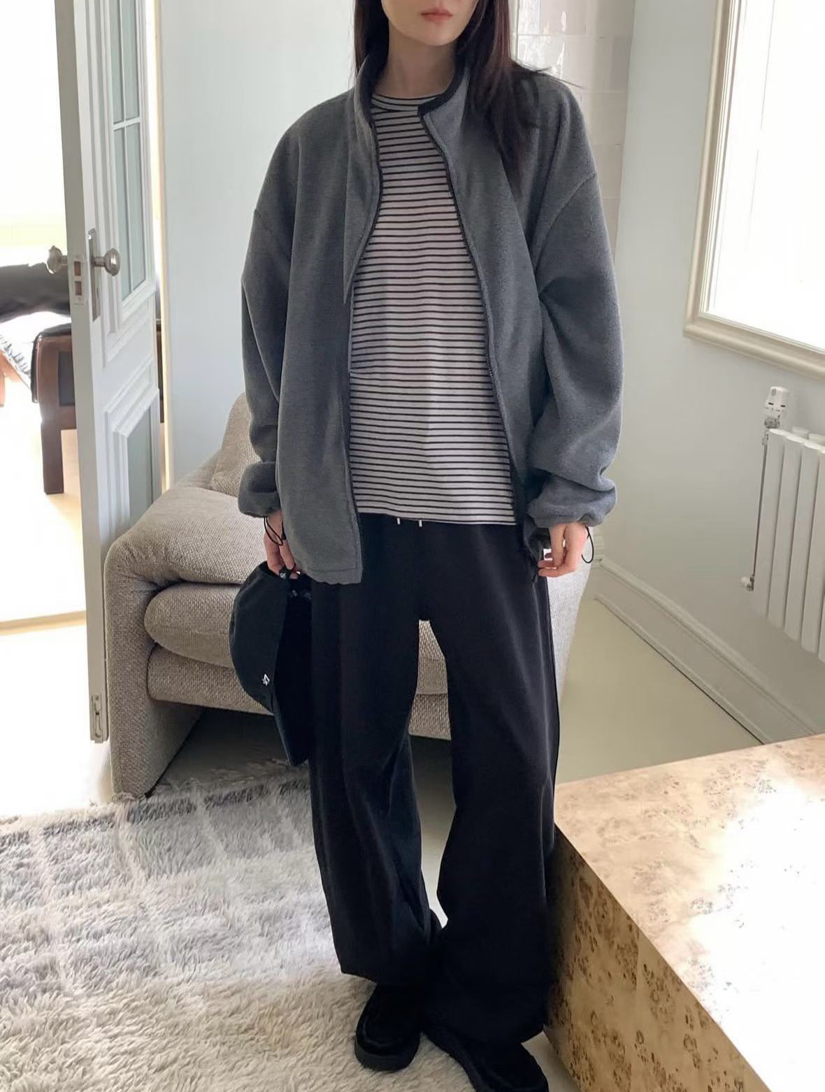 纖瘦家簡約質感絨面外套