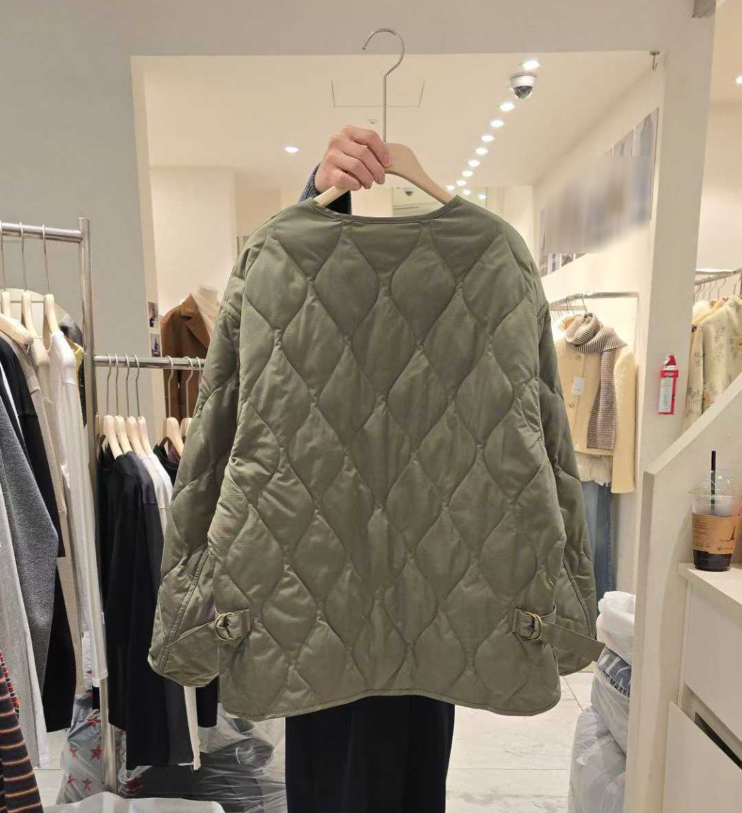 B121.小臉歐膩菱格車線鋪棉外套