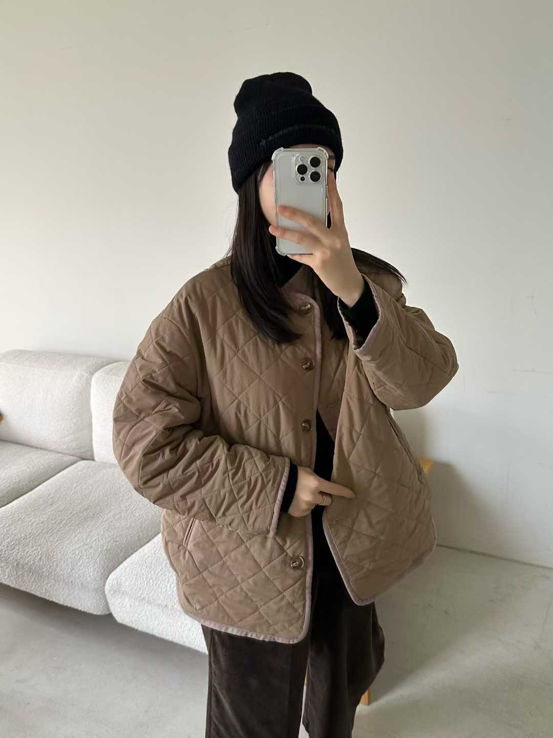 B25.簡單圓領菱格內刷毛外套