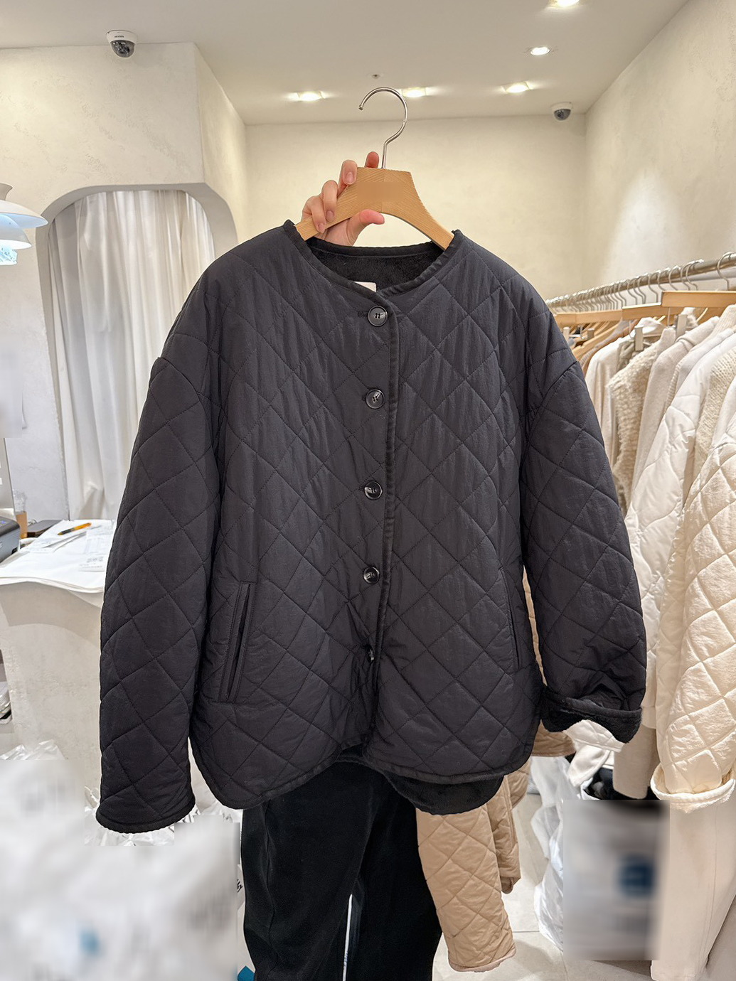 B25.簡單圓領菱格內刷毛外套