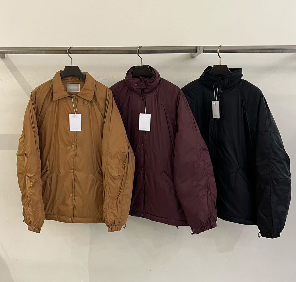 B92.帥氣領造型防風外套