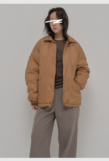 B92.帥氣領造型防風外套