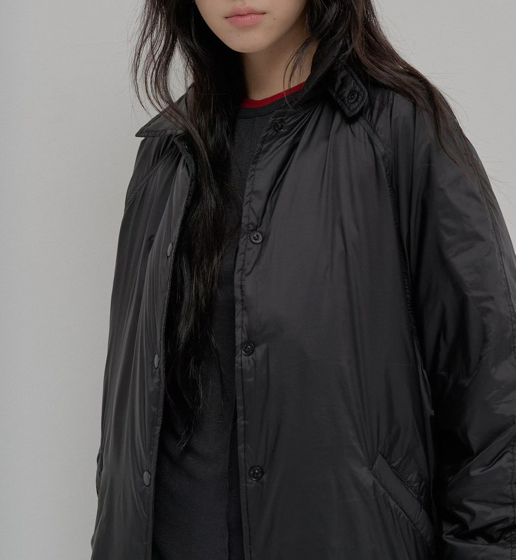 B92.帥氣領造型防風外套