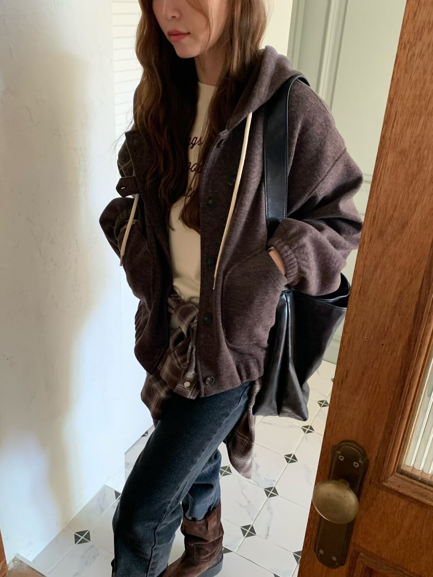 A75.輕鬆可愛連帽拉繩外套