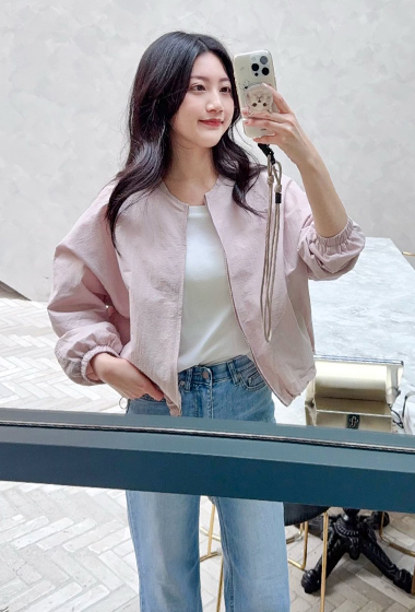 B110.氣質淺色好搭拉鍊薄外套