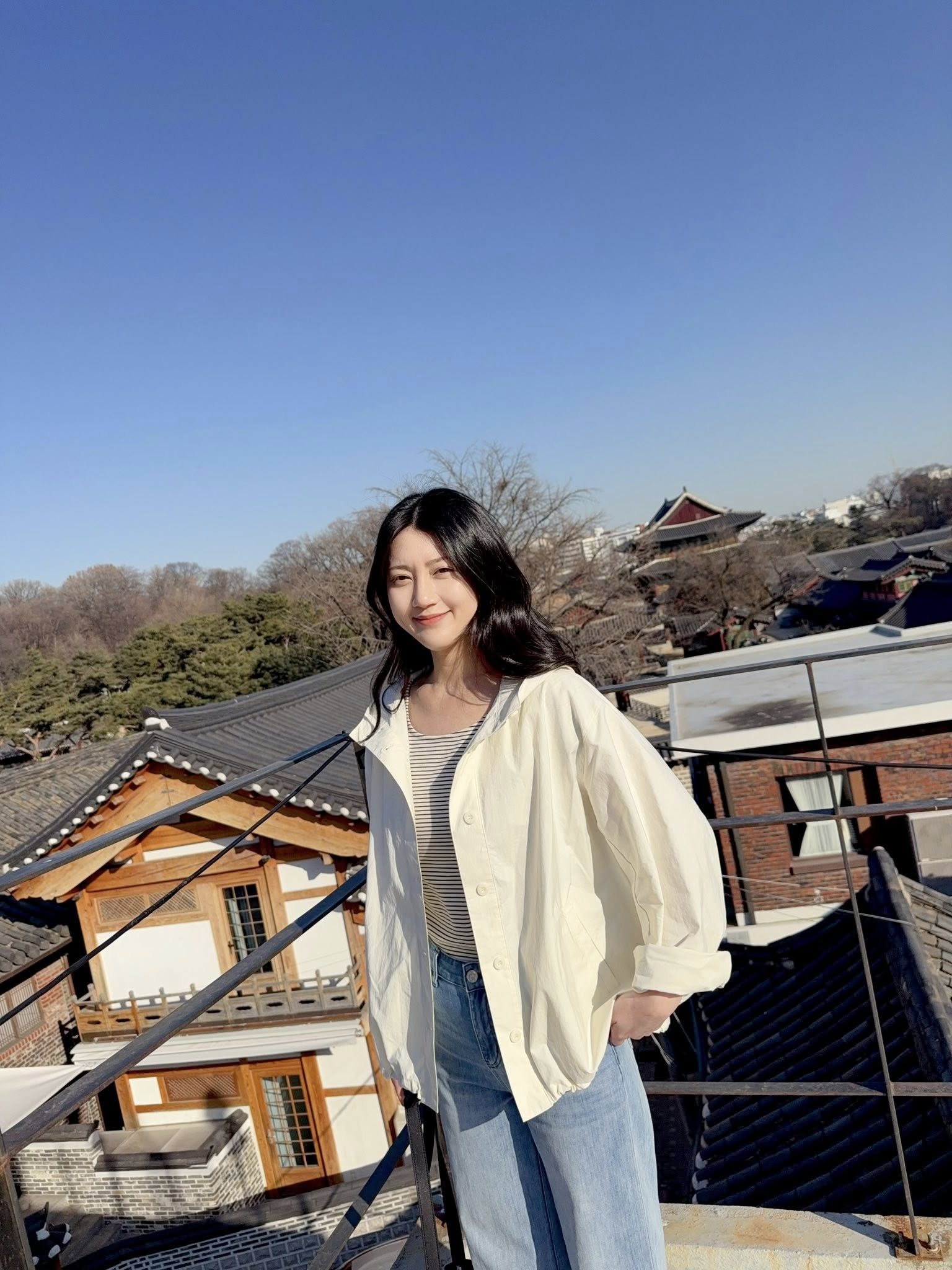 B80.春日奶油連帽排扣薄外套