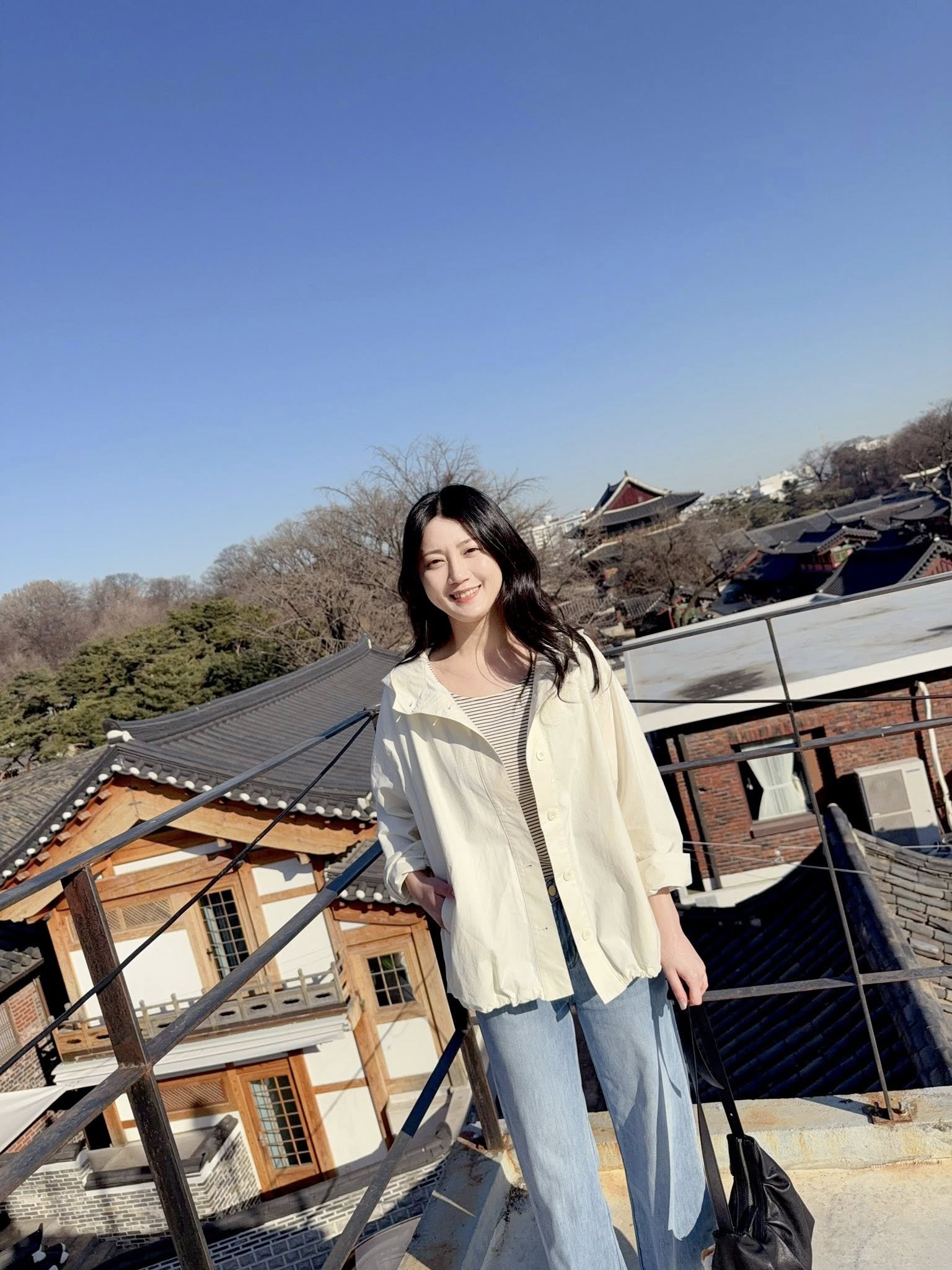 B80.春日奶油連帽排扣薄外套