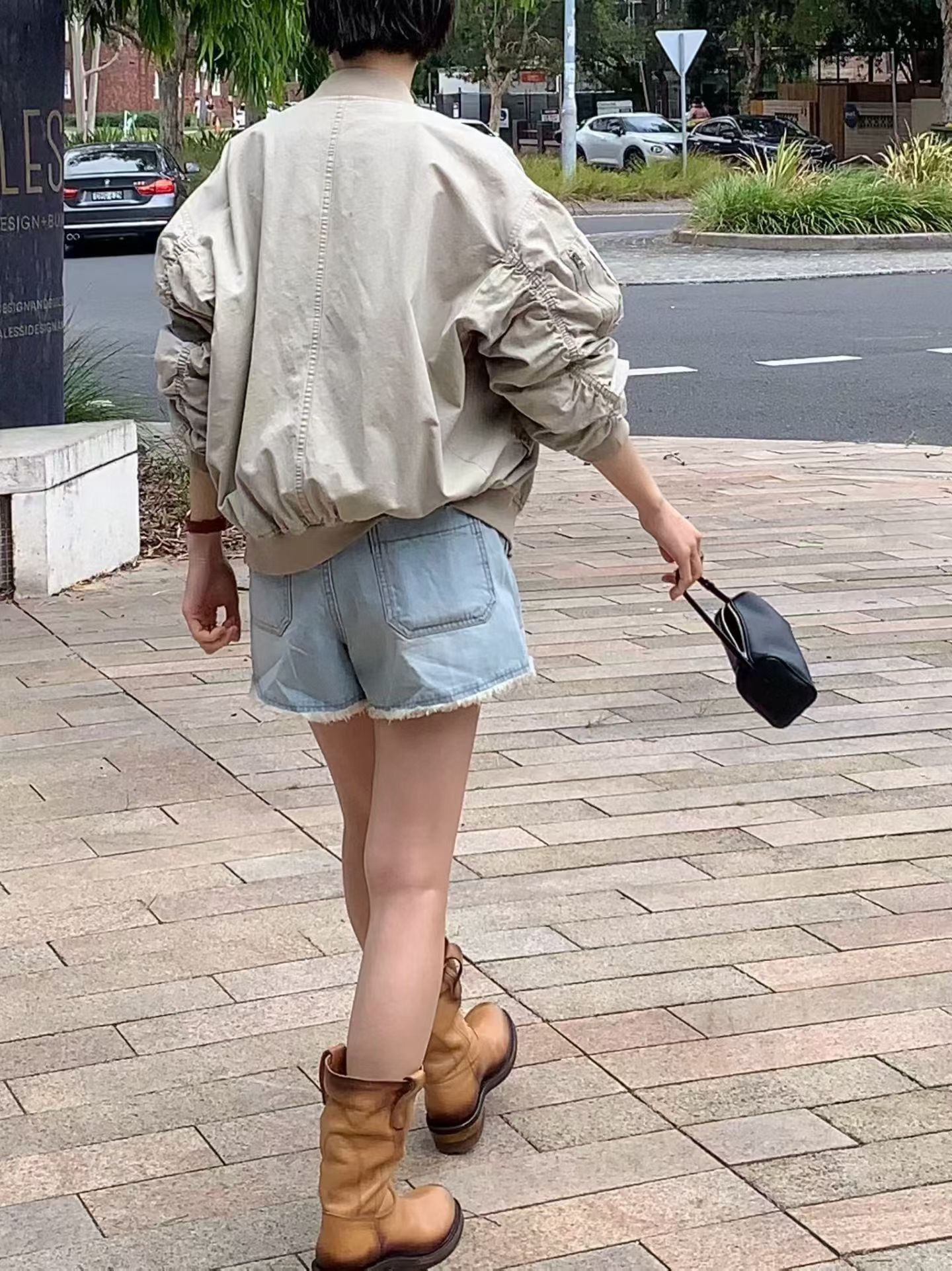 A42.JP家袖管抽皺棒球外套