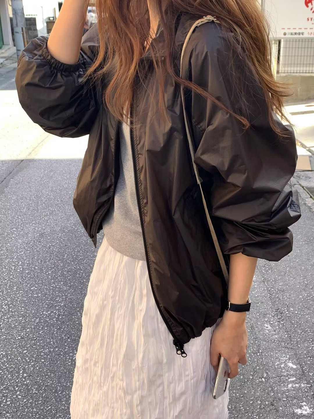 A10.大V家輕薄拉鍊擋風外套