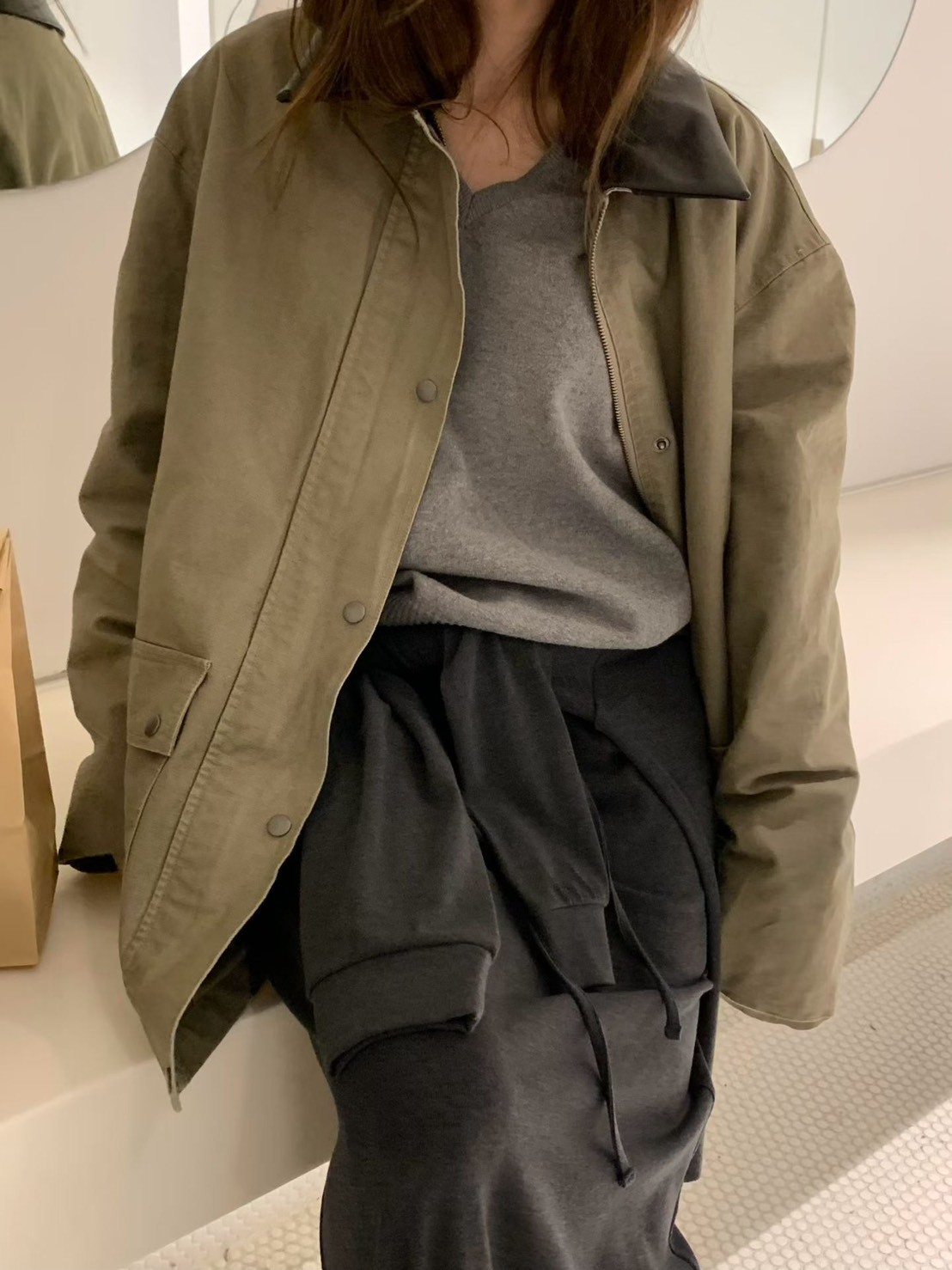 A16.纖瘦家皮領可拆巴恩外套