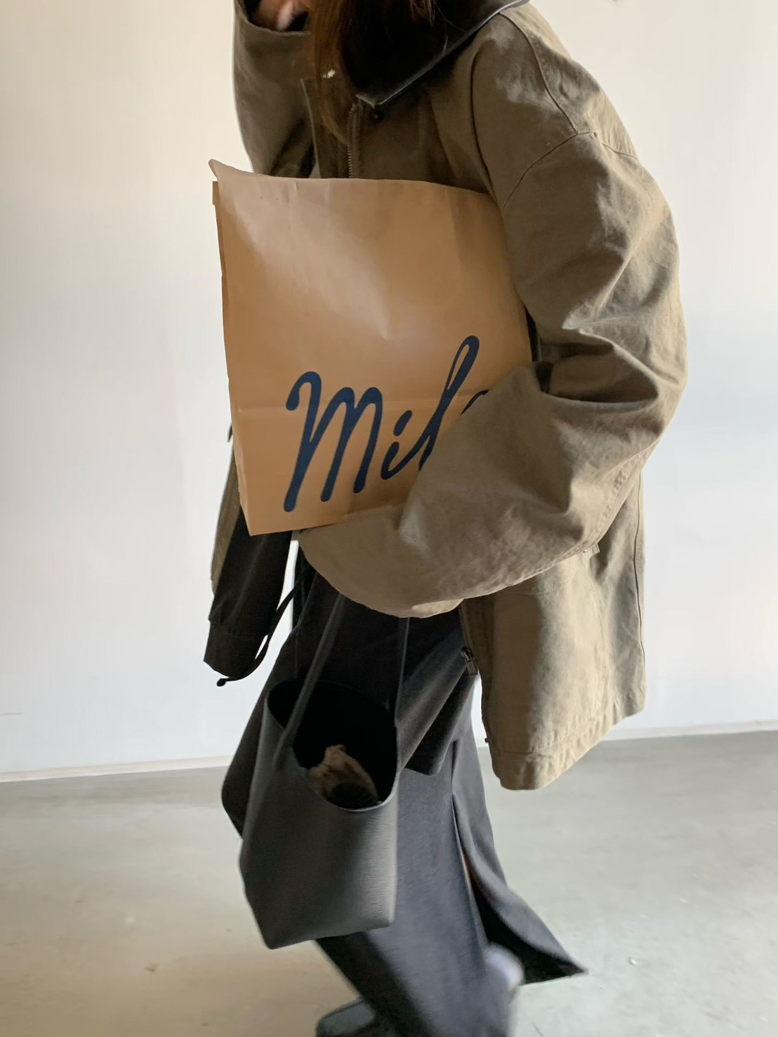 A16.纖瘦家皮領可拆巴恩外套