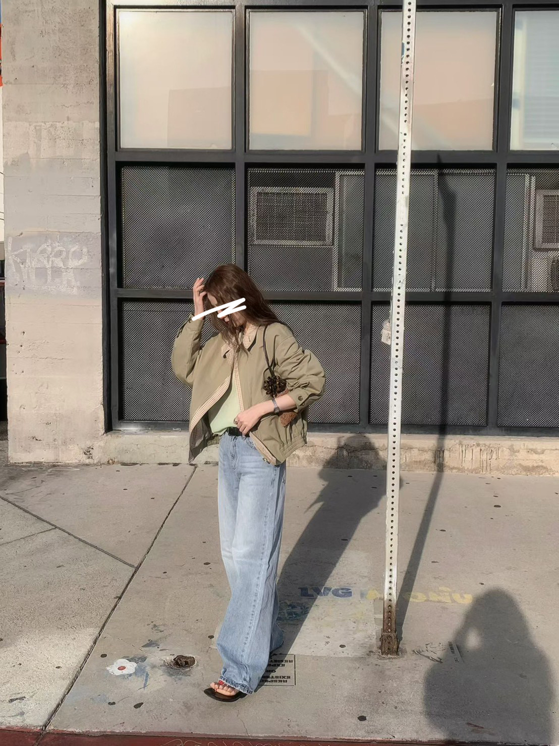 A64.格紋內裡可立領拉鍊夾克