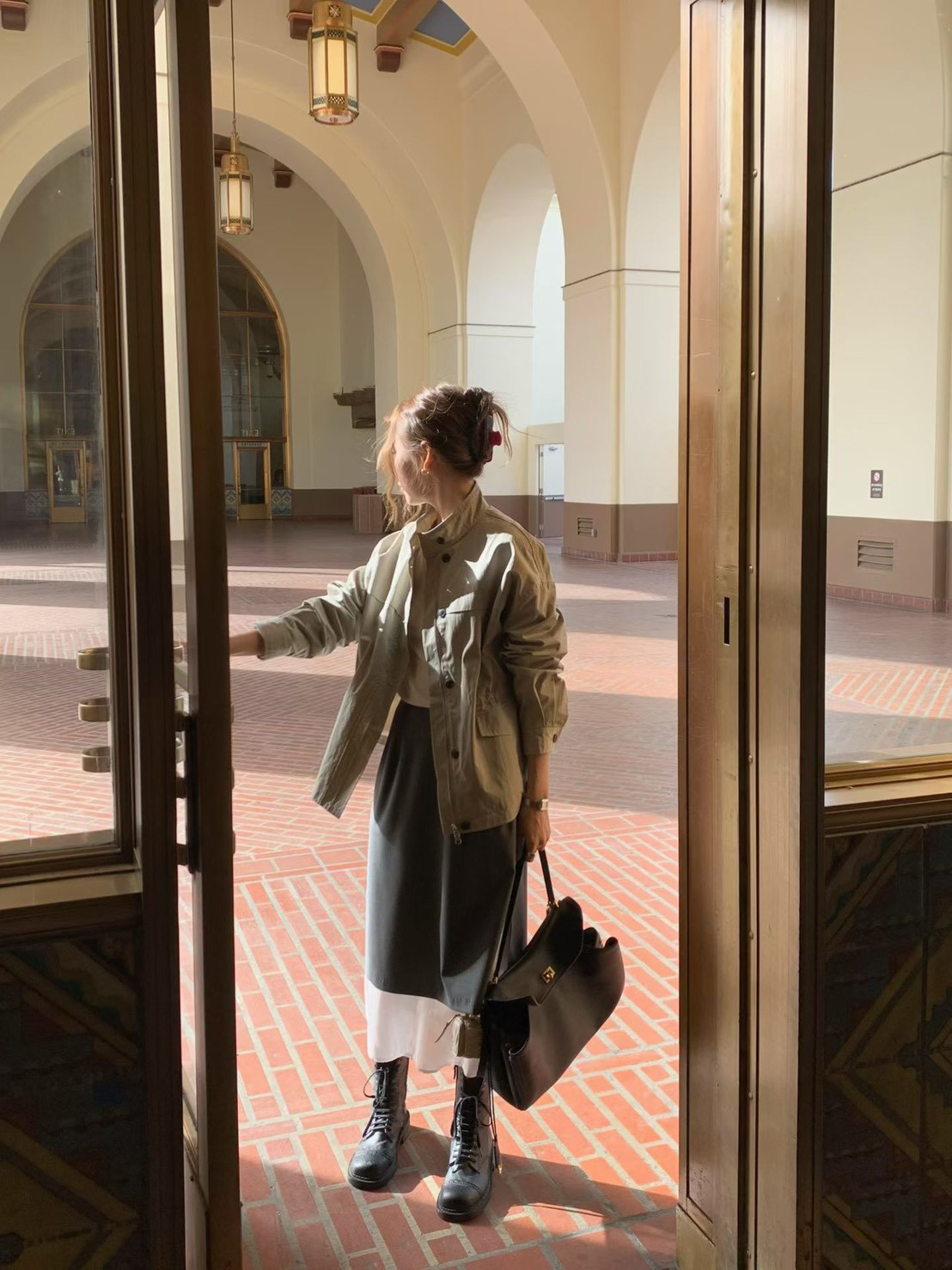 A59.淡雅收腰休閒口袋外套