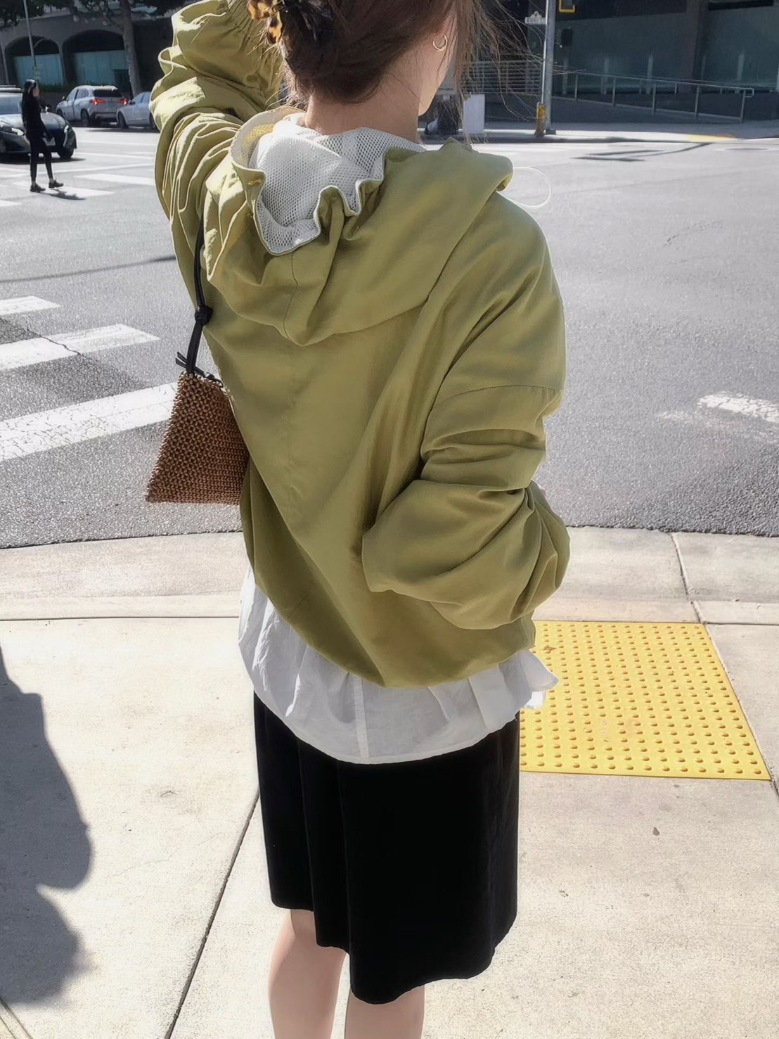 A53.帽可調內網布休閒外套