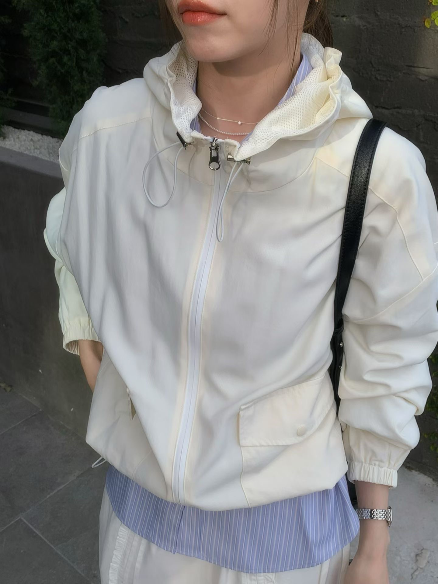 A53.帽可調內網布休閒外套