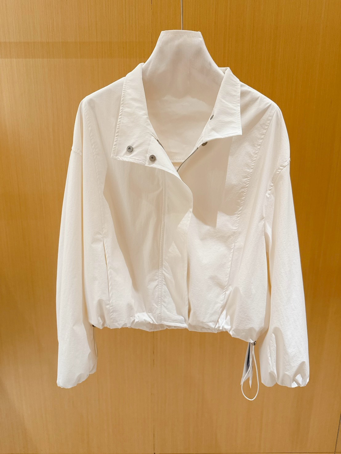 A15.春日拉鍊防風短外套