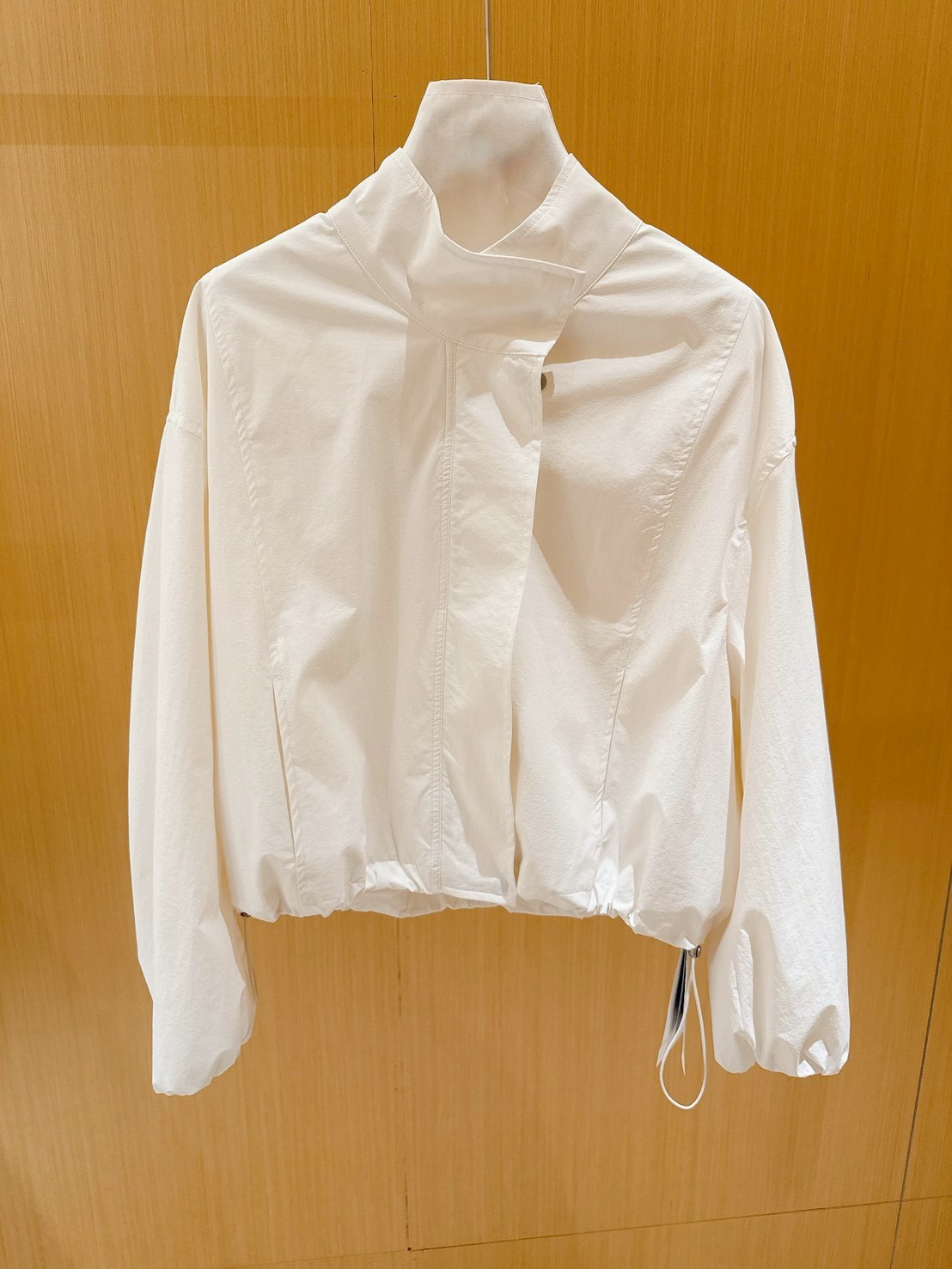 A15.春日拉鍊防風短外套