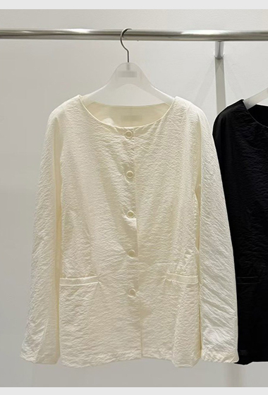 B19.質感家氣質雙口袋薄外套