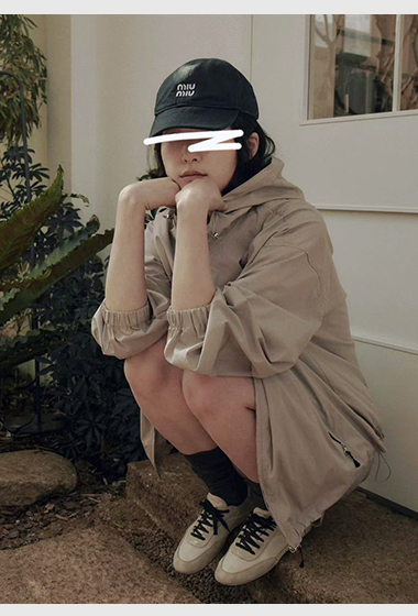 B47.G牌輕量連帽防風外套