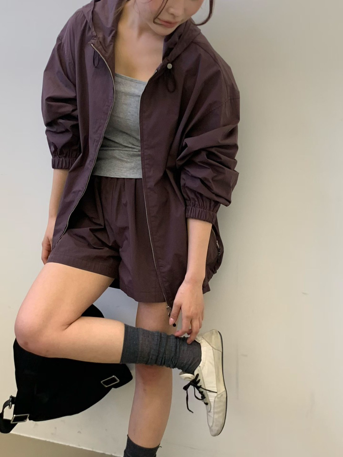 B47.G牌輕量連帽防風外套