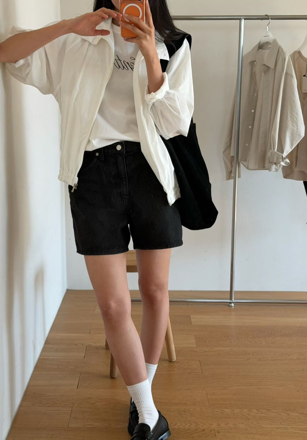 B94.瘦瘦歐膩立領防風外套