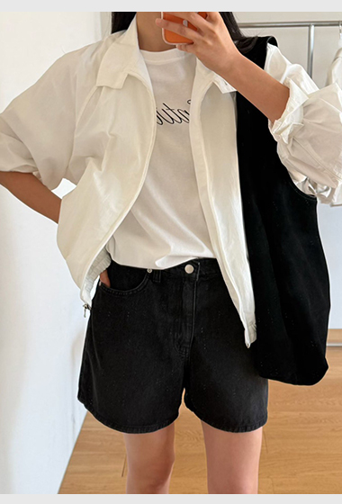 B94.瘦瘦歐膩立領防風外套