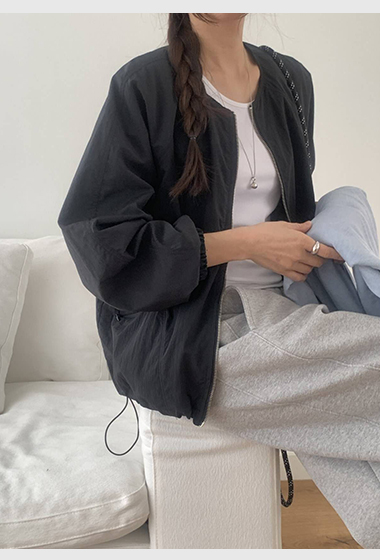 B74.小臉歐膩可愛花苞拉鍊外套