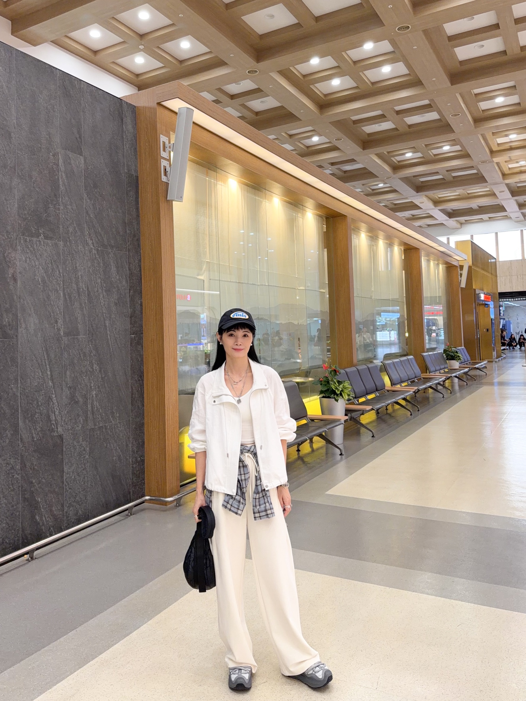 B133.自在輕薄小外套