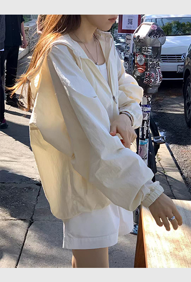 A14.顏值家半門襟拉鍊連帽上衣