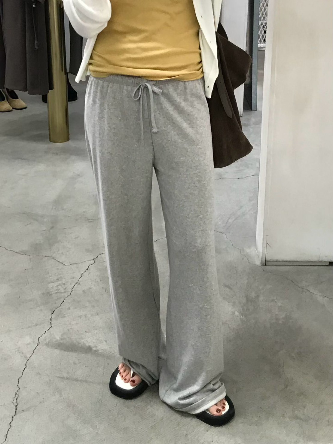 B81.小V家長腿秘訣鬆緊休閒褲