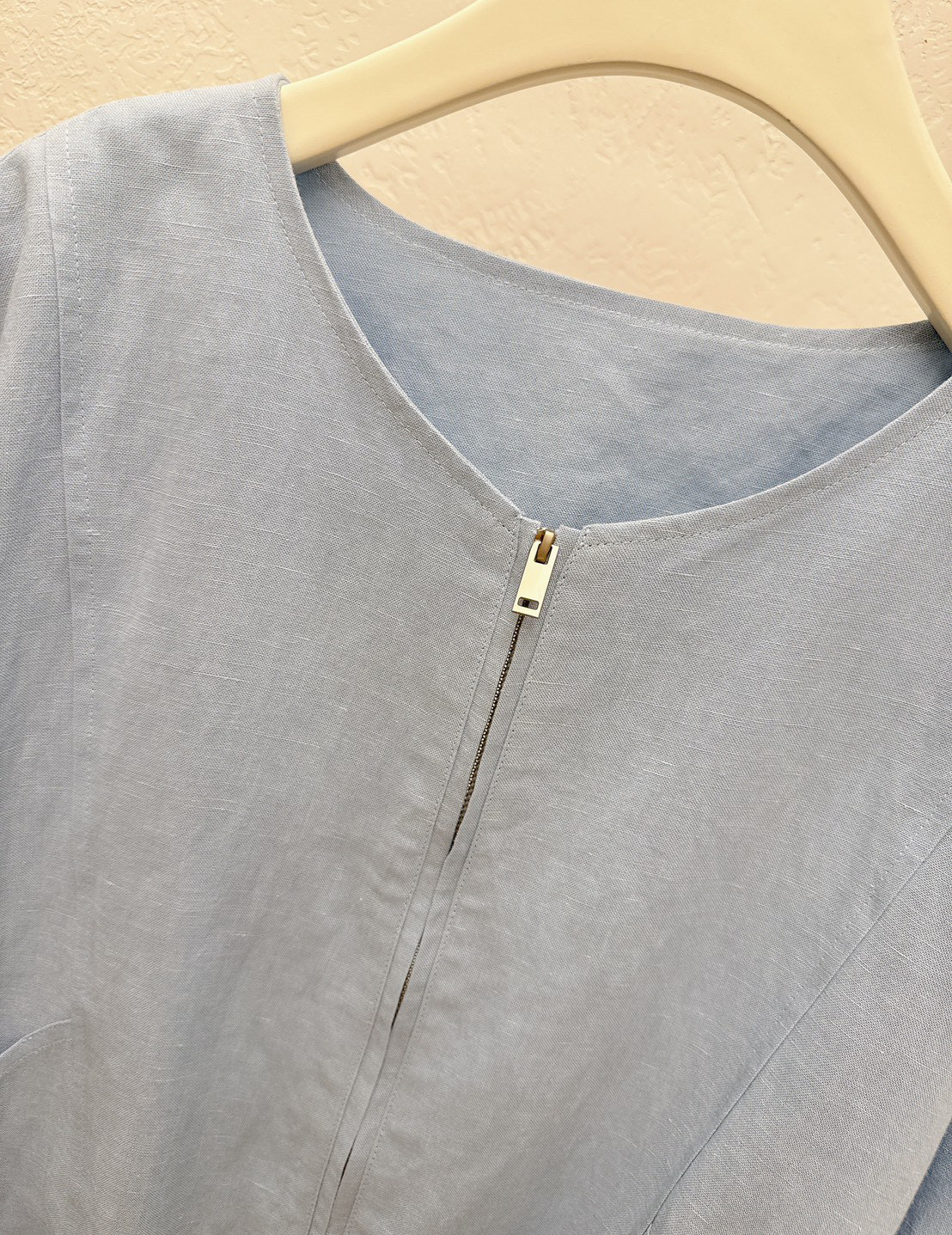 B26.淡雅天絲亞麻小外套