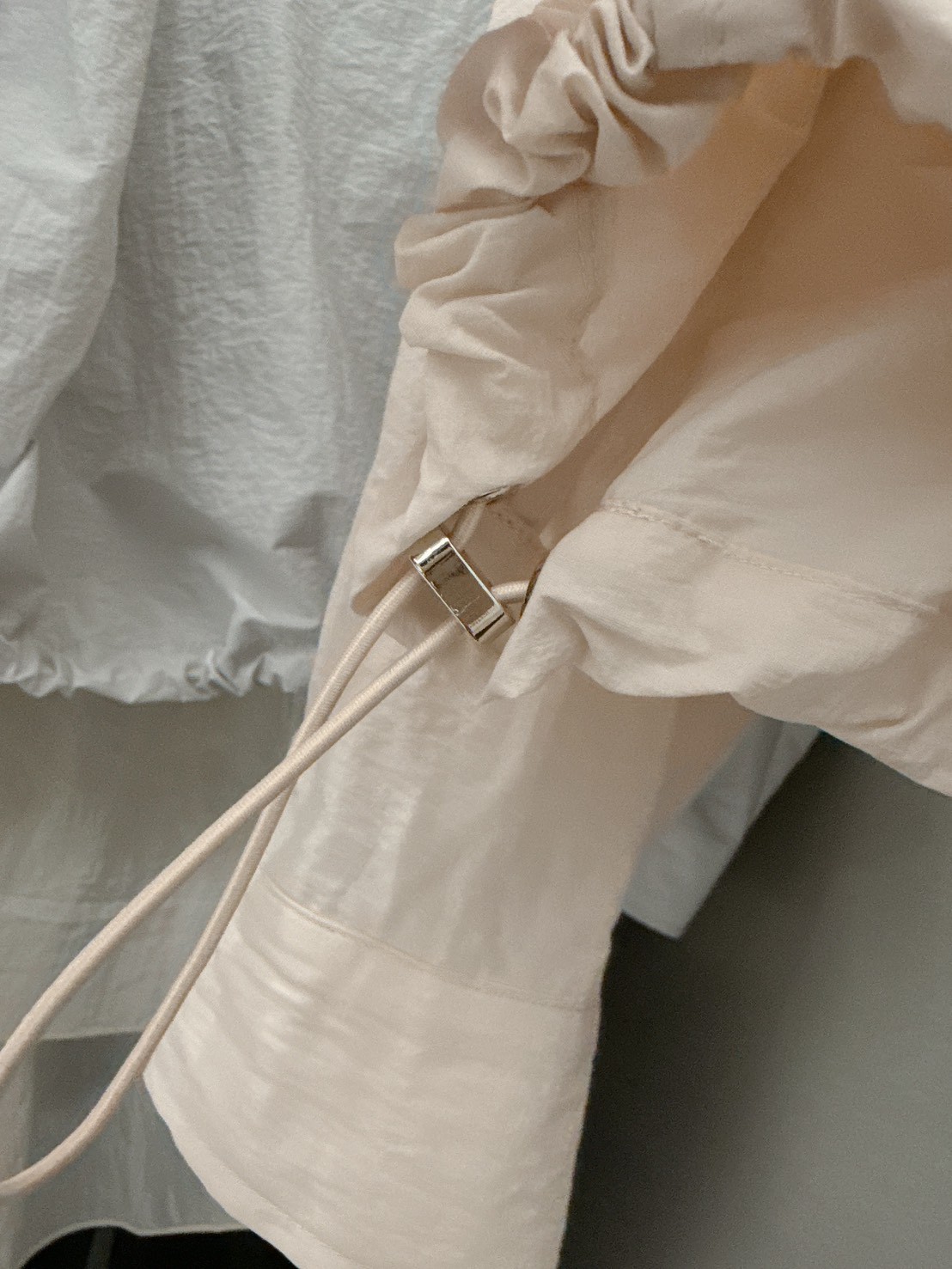 A16.甜美粉嫩立領尼龍外套