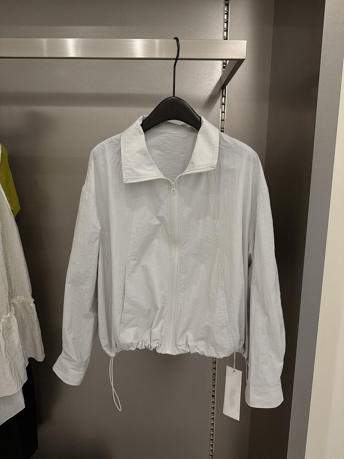 A16.甜美粉嫩立領尼龍外套