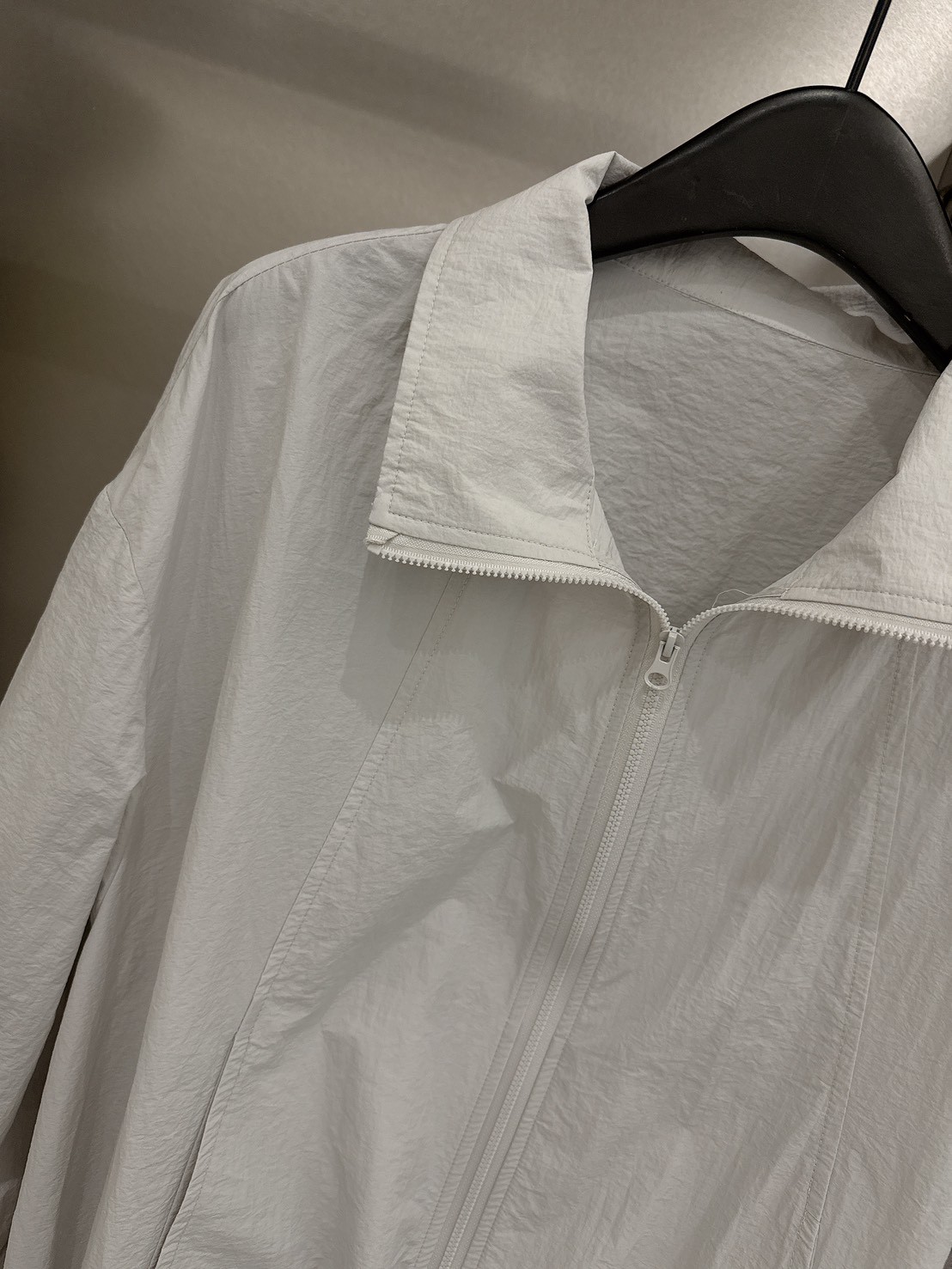 A16.甜美粉嫩立領尼龍外套